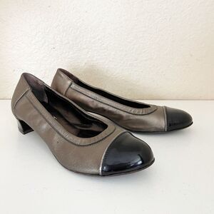 AGL Black Leather Cap Toe ballet Heel Pumps. 37/7